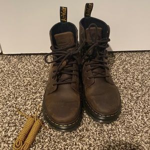 Doc Marten: COMBS CRAZY HORSE LEATHER CASUAL BOOTS